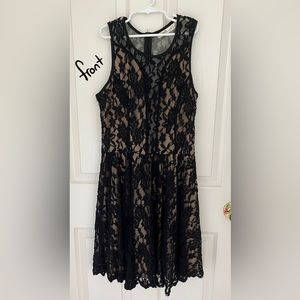 Black rose lace pattern dress